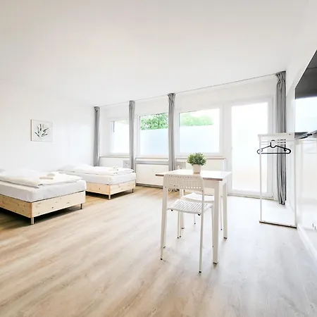 Tolstov - With Balcony - 25 Min Messe Dus