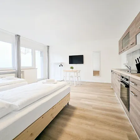 شقة Tolstov - With Balcony - 25 Min Messe Dus *