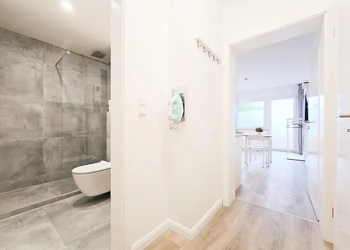 Tolstov - With Balcony - 25 Min Messe Dus *